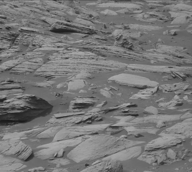 Sol 4986: Mast Camera (Mastcam)