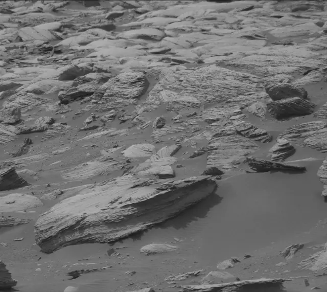 Sol 4986: Mast Camera (Mastcam)