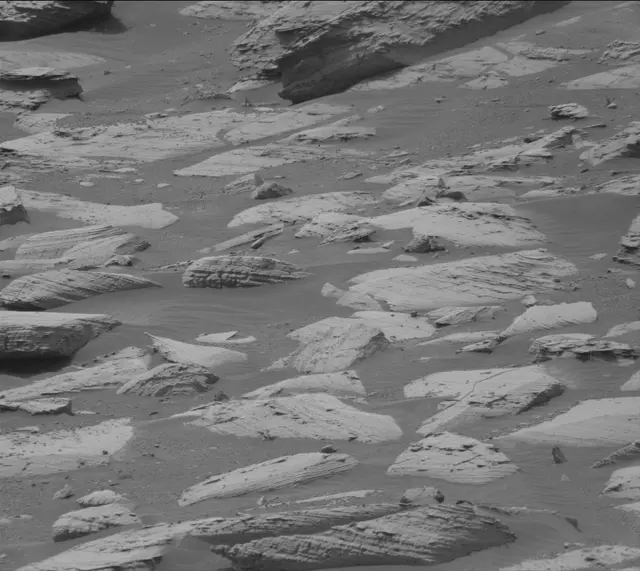 Sol 4986: Mast Camera (Mastcam)