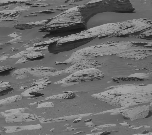 Sol 4986: Mast Camera (Mastcam)