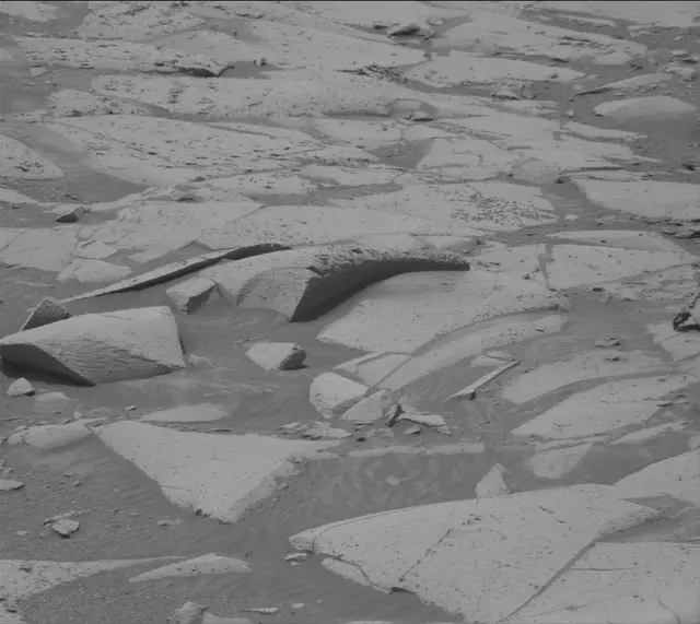 Sol 4986: Mast Camera (Mastcam)