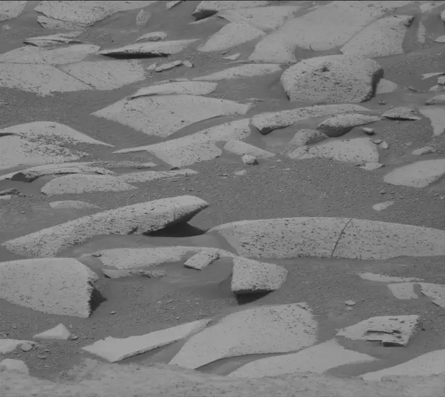 Sol 4986: Mast Camera (Mastcam)