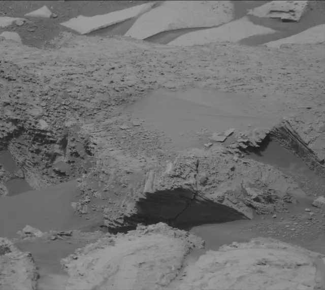 Sol 4986: Mast Camera (Mastcam)