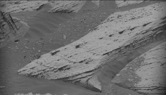 Sol 4987: Mast Camera (Mastcam)