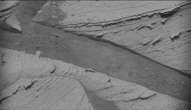 Sol 4987: Mast Camera (Mastcam)