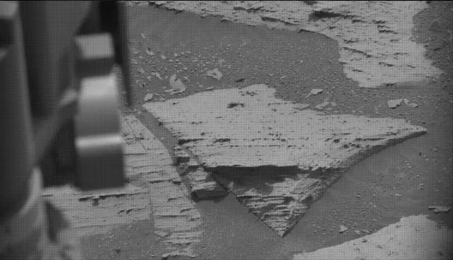 Sol 4987: Mast Camera (Mastcam)