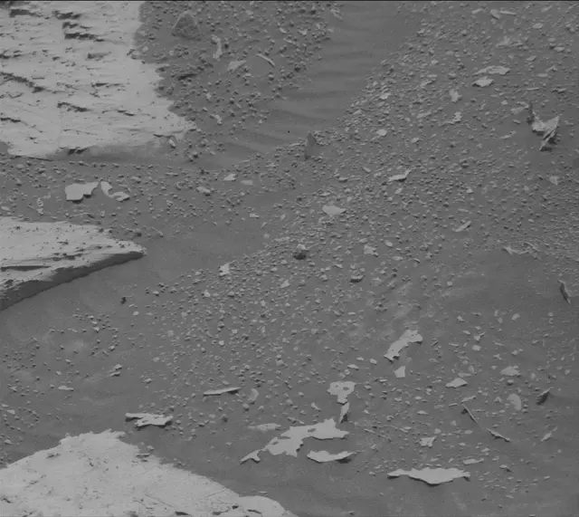 Sol 4987: Mast Camera (Mastcam)