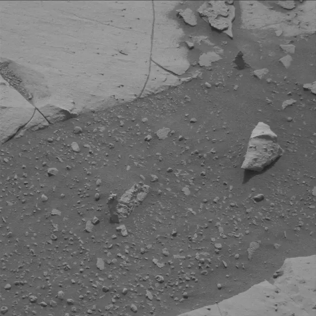 Sol 4987: Mast Camera (Mastcam)