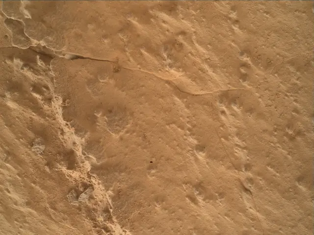Sol 4987: Mars Hand Lens Imager (MAHLI)