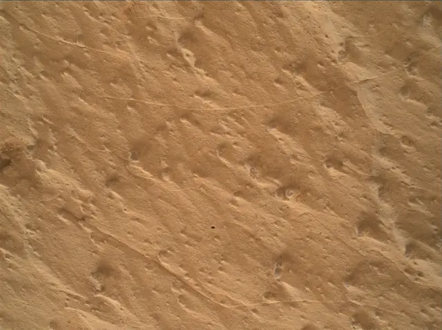 Sol 4987: Mars Hand Lens Imager (MAHLI)