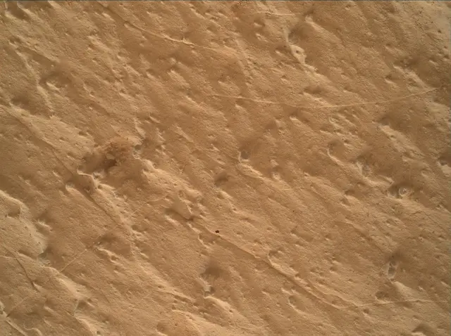 Sol 4987: Mars Hand Lens Imager (MAHLI)