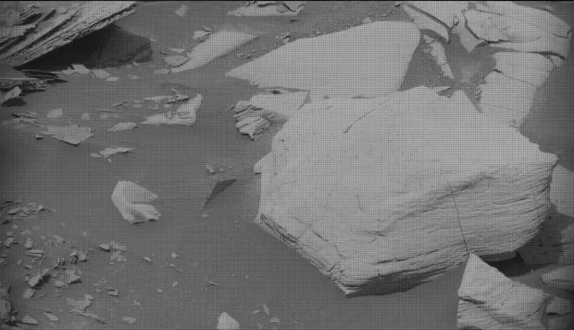 Sol 4988: Mast Camera (Mastcam)