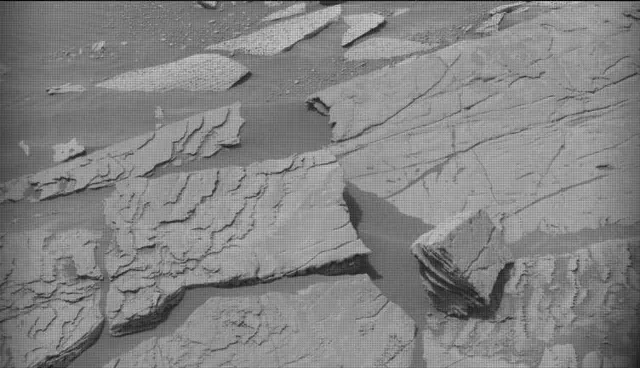 Sol 4988: Mast Camera (Mastcam)