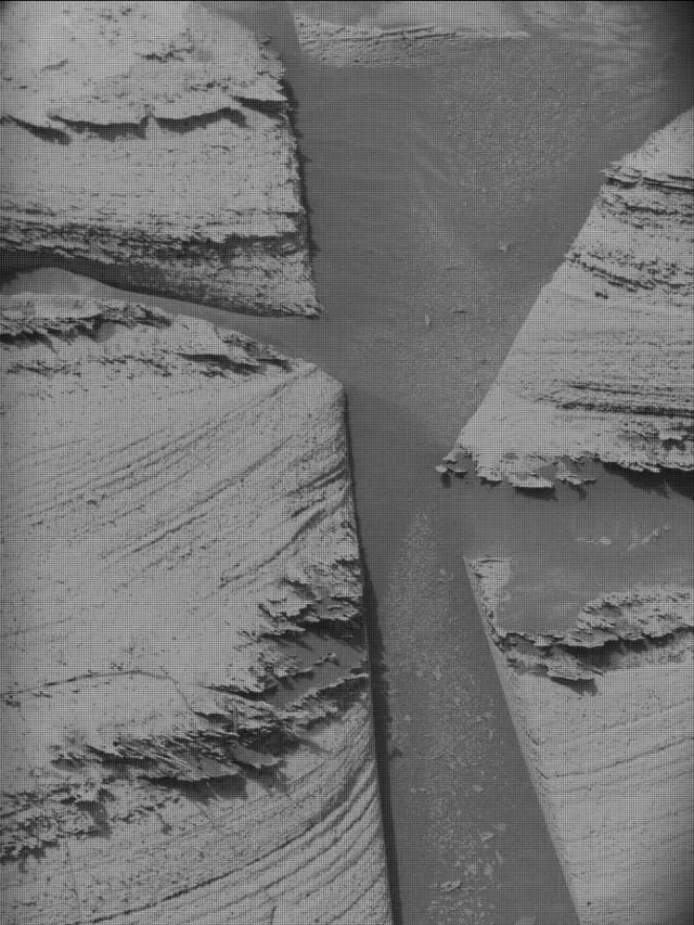 Sol 4988: Mast Camera (Mastcam)