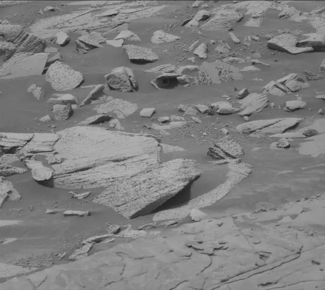 Sol 4988: Mast Camera (Mastcam)