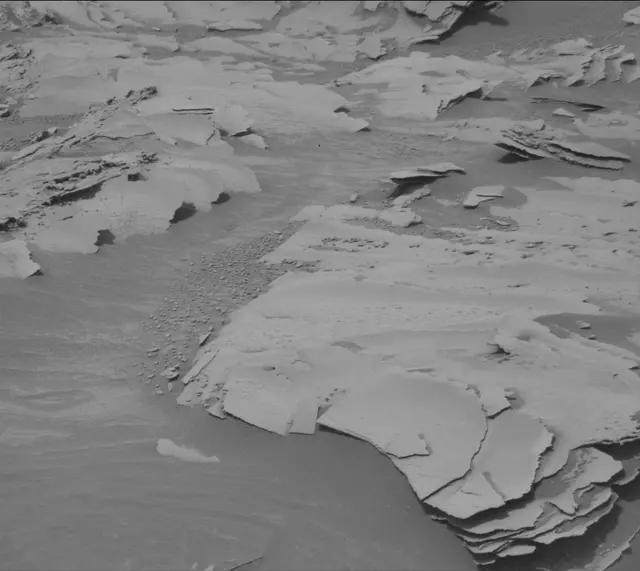 Sol 4988: Mast Camera (Mastcam)