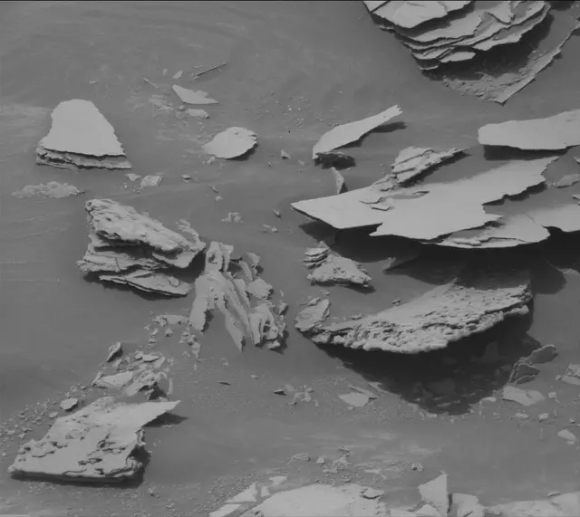 Sol 4988: Mast Camera (Mastcam)