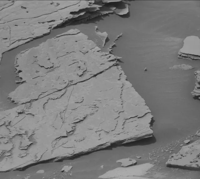 Sol 4988: Mast Camera (Mastcam)
