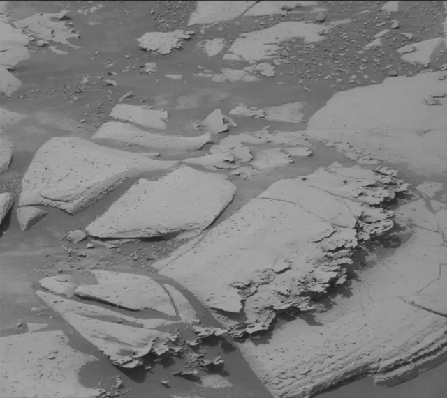 Sol 4988: Mast Camera (Mastcam)