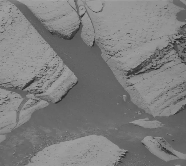 Sol 4988: Mast Camera (Mastcam)