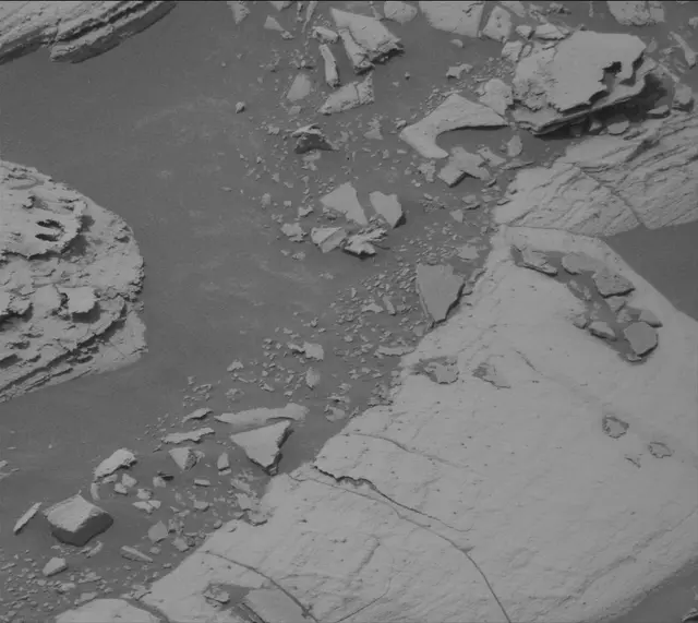 Sol 4988: Mast Camera (Mastcam)