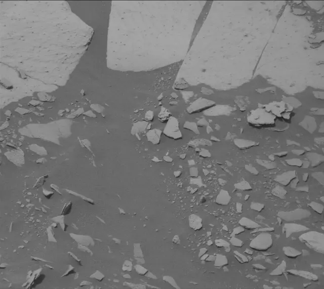 Sol 4988: Mast Camera (Mastcam)