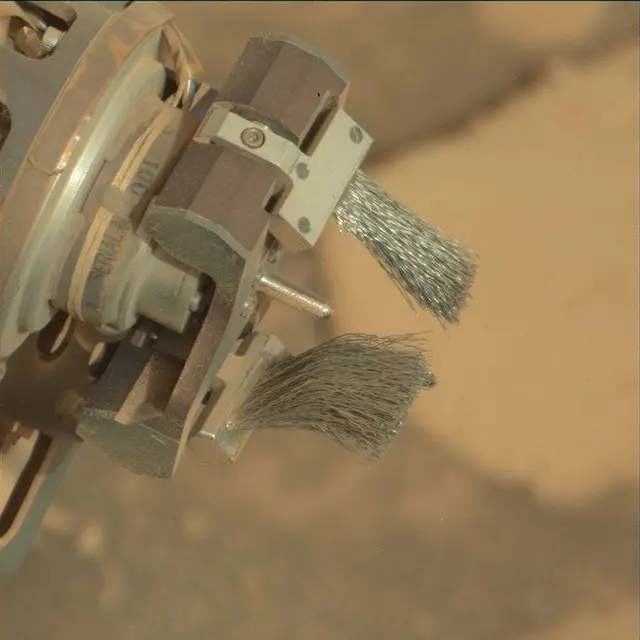 Sol 4988: Mast Camera (Mastcam)