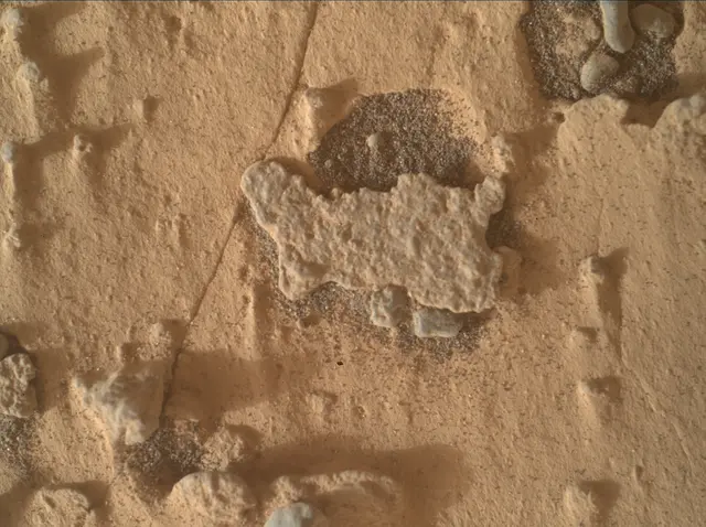 Sol 4988: Mars Hand Lens Imager (MAHLI)