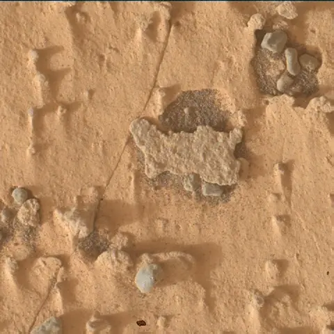 Sol 4988: Mars Hand Lens Imager (MAHLI)
