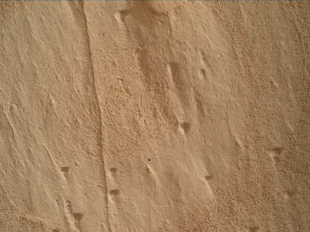 Sol 4988: Mars Hand Lens Imager (MAHLI)