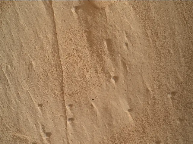 Sol 4988: Mars Hand Lens Imager (MAHLI)