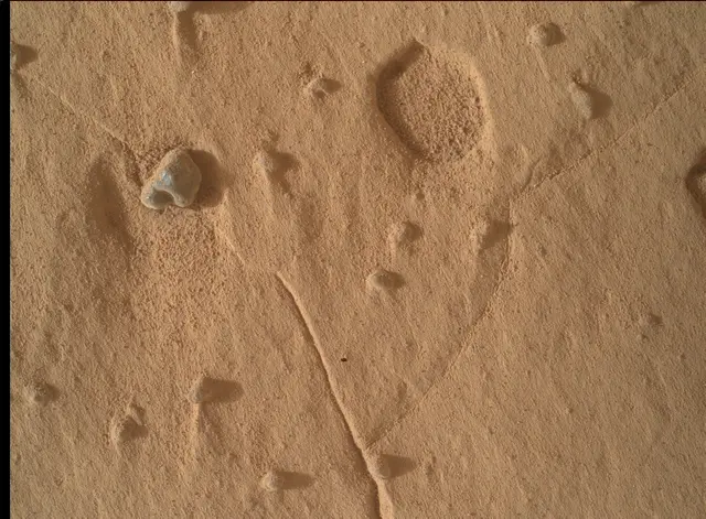 Sol 4988: Mars Hand Lens Imager (MAHLI)