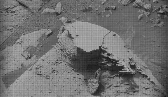 Sol 4989: Mast Camera (Mastcam)