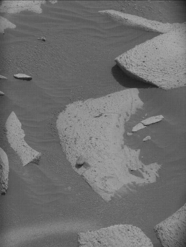 Sol 4989: Mast Camera (Mastcam)