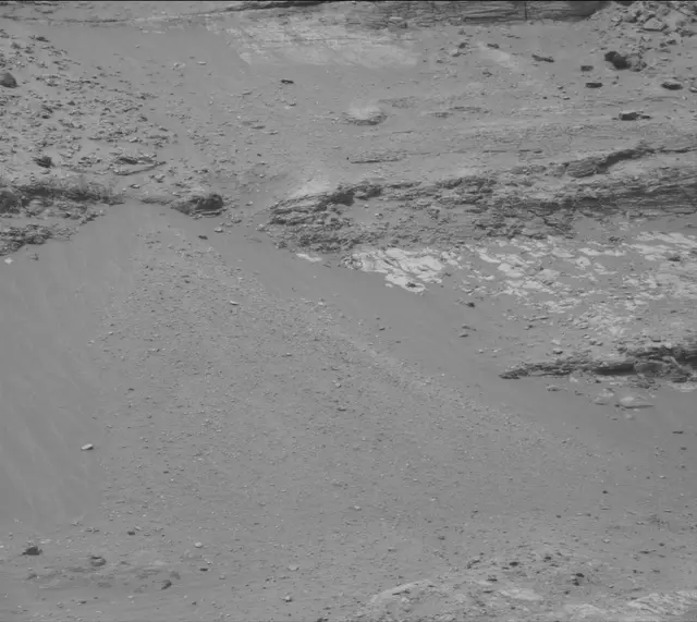 Sol 4992: Mast Camera (Mastcam)