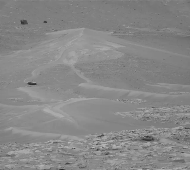Sol 4992: Mast Camera (Mastcam)
