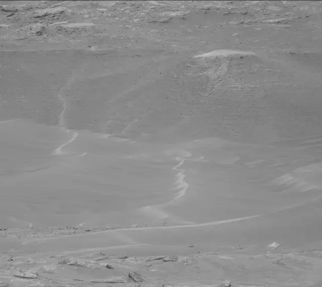 Sol 4992: Mast Camera (Mastcam)