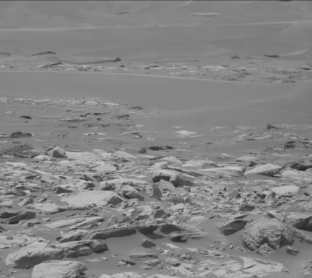 Sol 4992: Mast Camera (Mastcam)