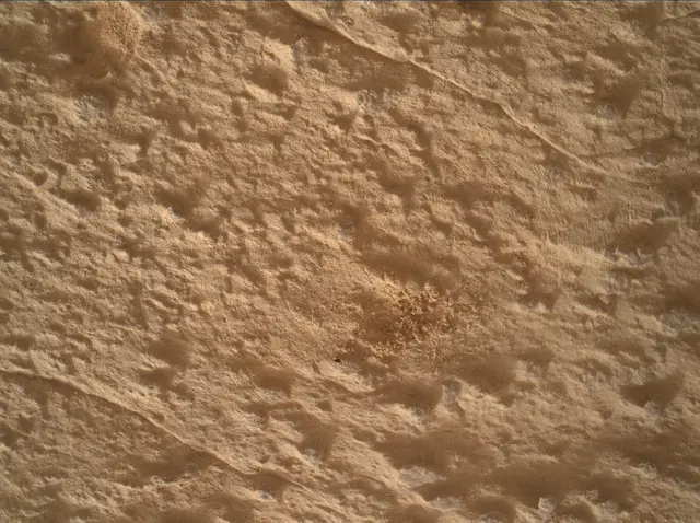 Sol 4992: Mars Hand Lens Imager (MAHLI)