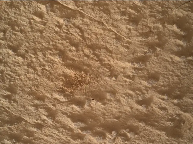 Sol 4992: Mars Hand Lens Imager (MAHLI)