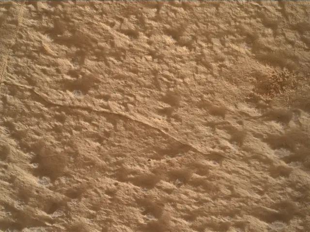 Sol 4992: Mars Hand Lens Imager (MAHLI)