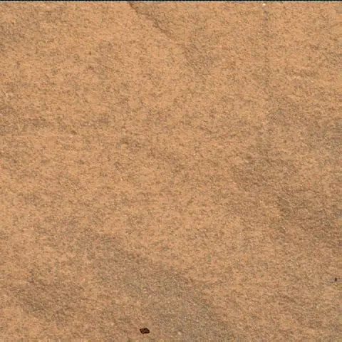 Sol 4992: Mars Hand Lens Imager (MAHLI)