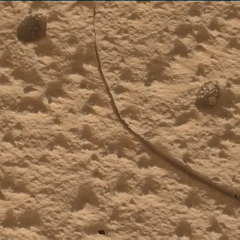 Sol 4992: Mars Hand Lens Imager (MAHLI)