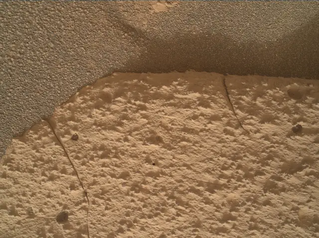 Sol 4992: Mars Hand Lens Imager (MAHLI)