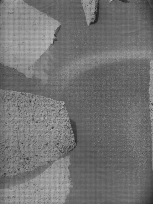 Sol 4994: Mast Camera (Mastcam)