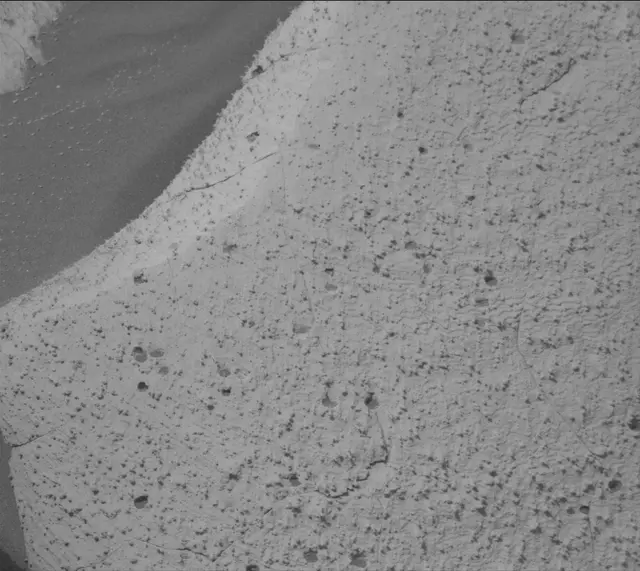 Sol 4994: Mast Camera (Mastcam)
