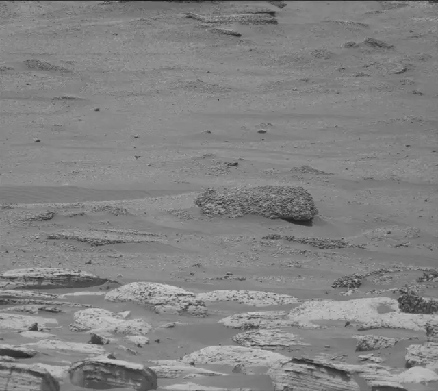 Sol 4995: Mast Camera (Mastcam)