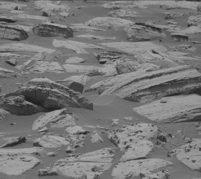 Sol 4995: Mast Camera (Mastcam)