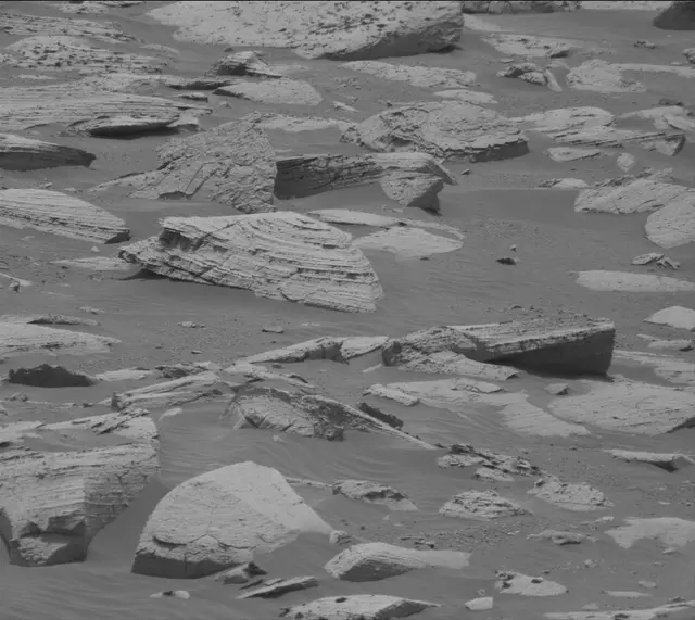 Sol 4995: Mast Camera (Mastcam)
