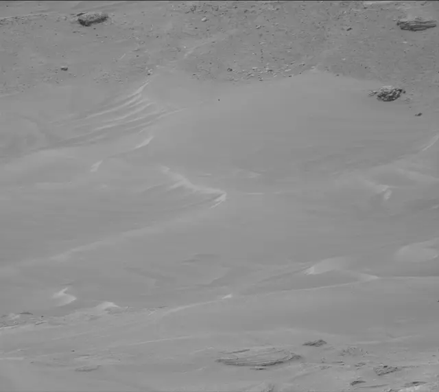 Sol 4995: Mast Camera (Mastcam)